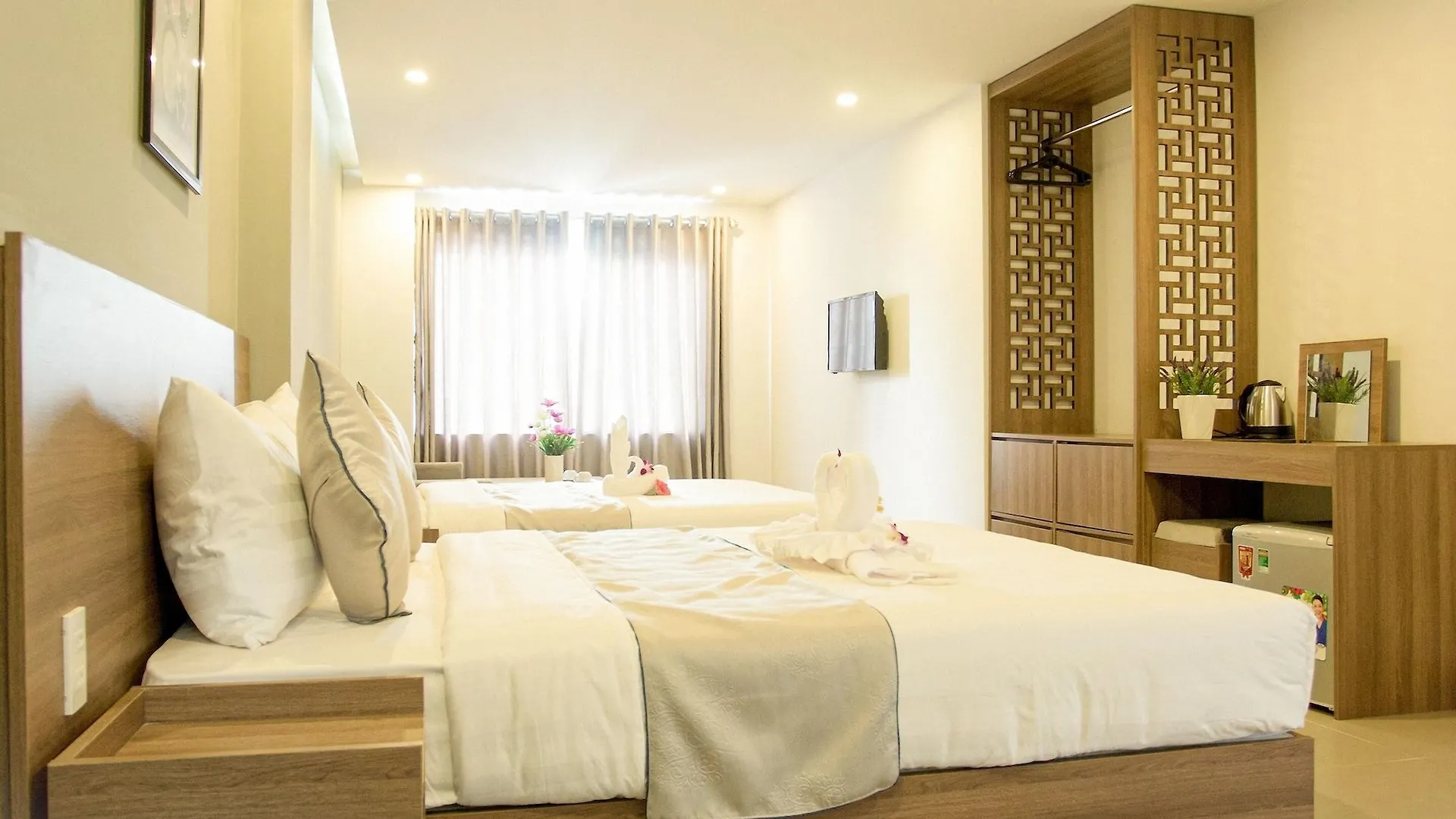 An Hoi Canary Hotel Da Nang 2*,  Vietnam