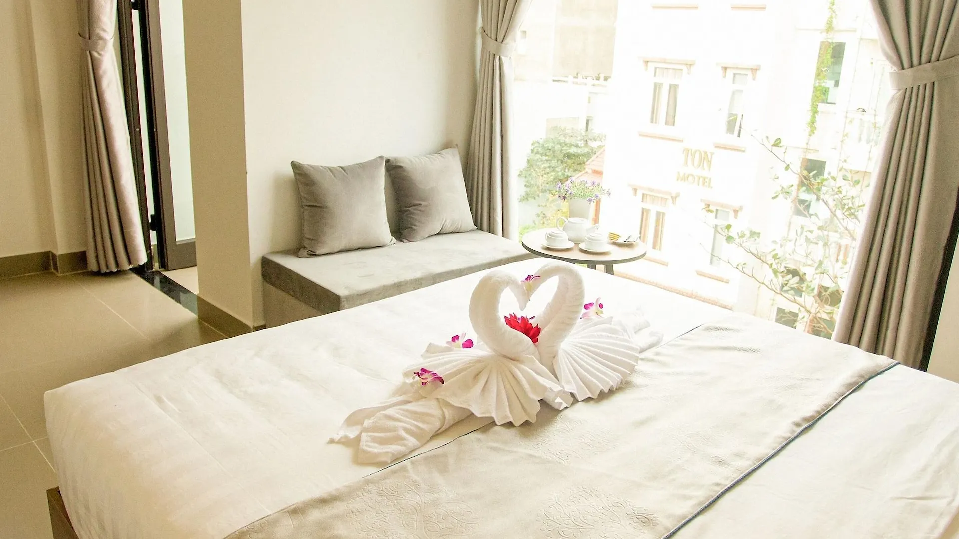 An Hoi Canary Hotel Da Nang Vietname